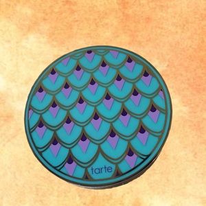 Tarte eyeshadow palette.